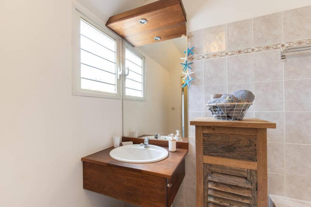 Le Benitier Apartment Saint-Gilles Les Bains Exterior photo