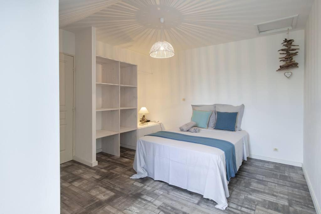 Le Benitier Apartment Saint-Gilles Les Bains Exterior photo