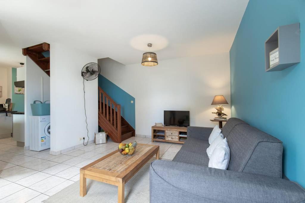 Le Benitier Apartment Saint-Gilles Les Bains Exterior photo